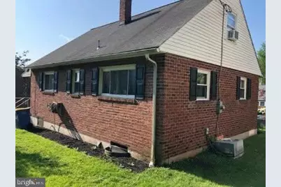 315 E Roosevelt Avenue, Middletown, PA 17057 - Photo 2