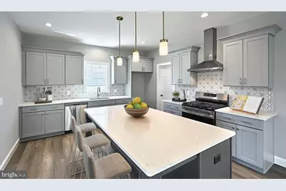 2424 Hawthorne Drive, Harrisburg, PA 17110 - Photo 4