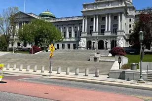 213 State St, Harrisburg, PA 17101 - Photo 2