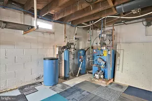 8 Crums Ln, Harrisburg, PA 17112 - Photo 24