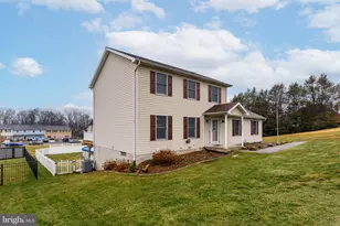 1650 Rosedale Ave, Middletown, PA 17057 - Photo 2