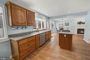 1147 Jill Dr, Hummelstown, PA 17036 - Photo 8