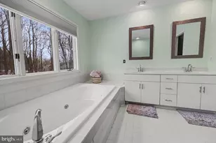 1147 Jill Dr, Hummelstown, PA 17036 - Photo 18