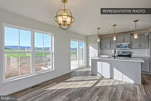 1049 Addie Ln, Harrisburg, PA 17112 - Photo 14