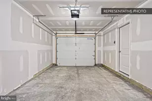 1049 Addie Ln, Harrisburg, PA 17112 - Photo 6