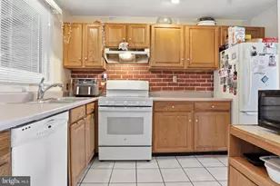 4849 Springtop Dr, Harrisburg, PA 17111 - Photo 8