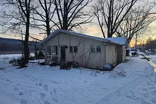 1054 Water Gap Ln, Dauphin, PA 17018 - Photo 4