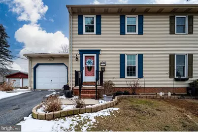 203 Hummel Street, Hummelstown, PA 17036 - Photo 2