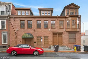 215 Pine St, Harrisburg, PA 17101 - Photo 1
