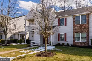 5811 Hidden Lake Dr, Harrisburg, PA 17111 - Photo 2