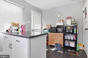114 S Lockwillow Ave, Harrisburg, PA 17112 - Photo 14