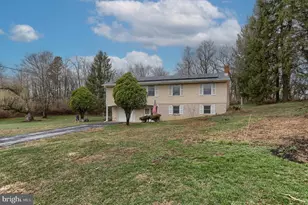 7960 Rider Ln, Hummelstown, PA 17036 - Photo 4