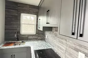 295 E Main St, Hummelstown, PA 17036 - Photo 4