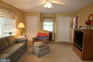 501 Vine St, Middletown, PA 17057 - Photo 6