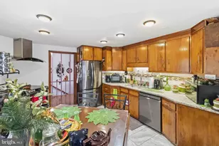 3625 Crooked Hill Rd, Harrisburg, PA 17110 - Photo 10