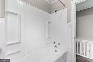 2143 Logan St, Harrisburg, PA 17110 - Photo 20