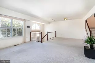 6179 Spring Knoll Dr, Harrisburg, PA 17111 - Photo 4