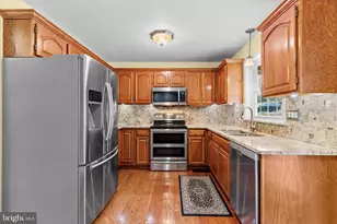 2308 Cypress Dr, Harrisburg, PA 17110 - Photo 10