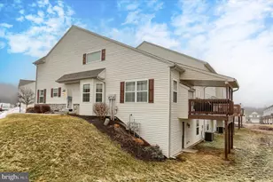 2301 Mandarin Ct, Harrisburg, PA 17110 - Photo 6