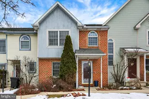 1947 Deer Path Rd, Harrisburg, PA 17110 - Photo 2