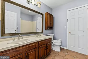 573 Lovell Ct, Hummelstown, PA 17036 - Photo 14