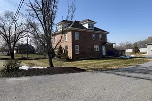 613 Laudermilch Rd, Hummelstown, PA 17036 - Photo 2