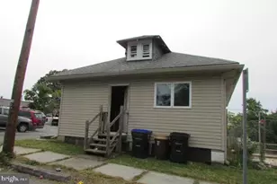 2725 Herr St, Harrisburg, PA 17103 - Photo 2