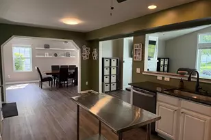 6074 Mayfair Dr, Harrisburg, PA 17112 - Photo 6