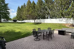 6074 Mayfair Dr, Harrisburg, PA 17112 - Photo 14