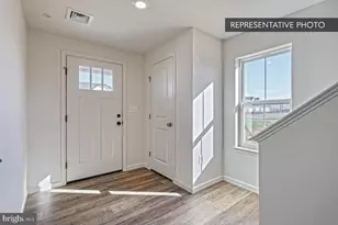 1045 Addie Ln, Harrisburg, PA 17112 - Photo 8