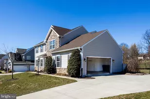 5988 Camden Dr, Harrisburg, PA 17112 - Photo 4