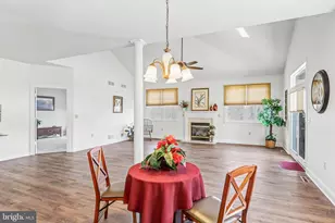 211 Brookridge Ct, Harrisburg, PA 17112 - Photo 8