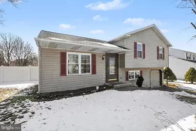 2109 Highland Court, Harrisburg, PA 17110 - Photo 2