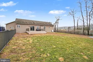 3235 Sutton Dr, Harrisburg, PA 17112 - Photo 32