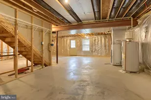 201 Tiverton Ln, Harrisburg, PA 17112 - Photo 46