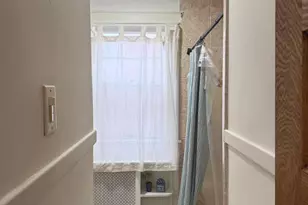 2020 Holly St, Harrisburg, PA 17104 - Photo 16