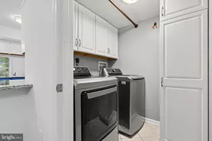 104 Cambridge Dr, Hershey, PA 17033 - Photo 32