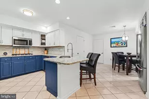 104 Cambridge Dr, Hershey, PA 17033 - Photo 2