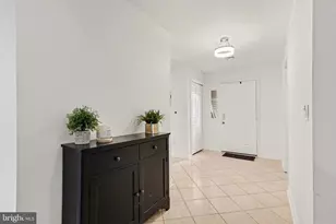 104 Cambridge Dr, Hershey, PA 17033 - Photo 6