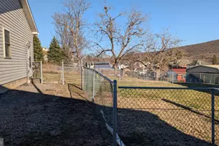 210 E Spruce St, Williamstown, PA 17098 - Photo 16