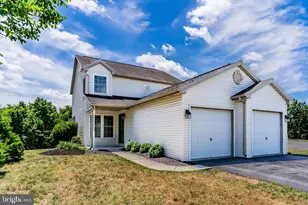 2015 Alexis Dr, Harrisburg, PA 17110 - Photo 38