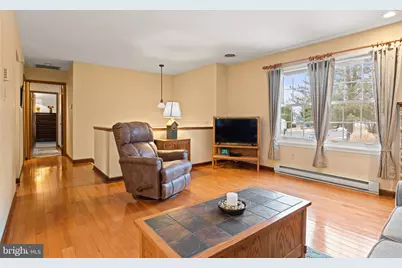 122 Wayne Drive, Harrisburg, PA 17112 - Photo 8