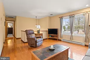 122 Wayne Dr, Harrisburg, PA 17112 - Photo 8