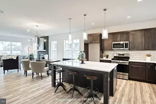 2422 Hawthorne Dr, Harrisburg, PA 17110 - Photo 10