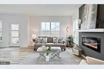 2422 Hawthorne Drive, Harrisburg, PA 17110 - Photo 4