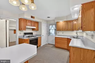 205 Peach St, Harrisburg, PA 17112 - Photo 8