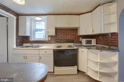 638 W Market Street, Williamstown, PA 17098 - Photo 18
