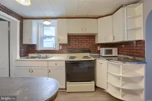 638 W Market St, Williamstown, PA 17098 - Photo 18