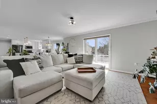 6809 Drake Dr, Harrisburg, PA 17112 - Photo 10