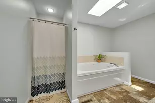 6809 Drake Dr, Harrisburg, PA 17112 - Photo 24